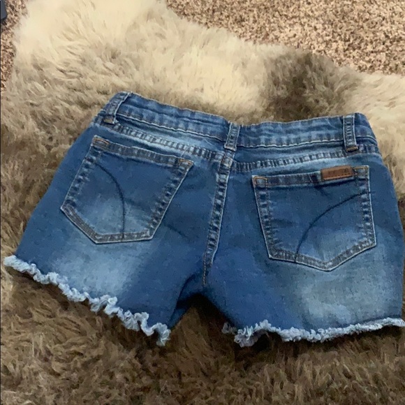 Shorts - Picture 2 of 2